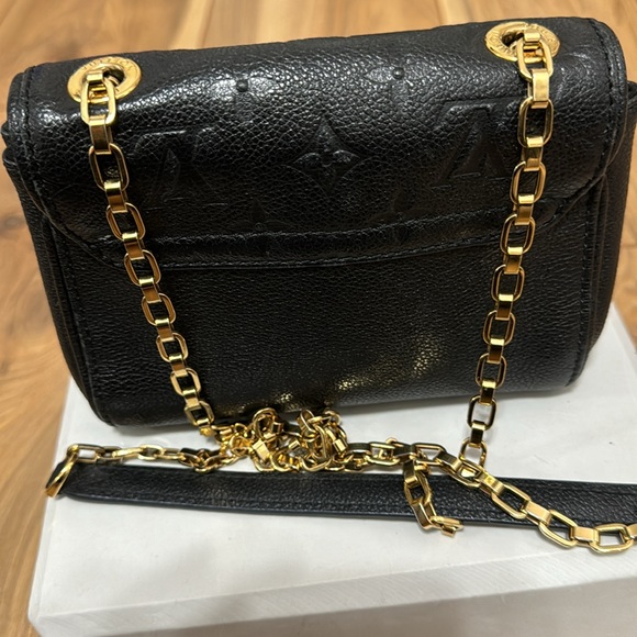 🖤 Black Crossbody Louis Vuitton Crossbody Empreinte Saint Germain BB - Picture 4 of 10